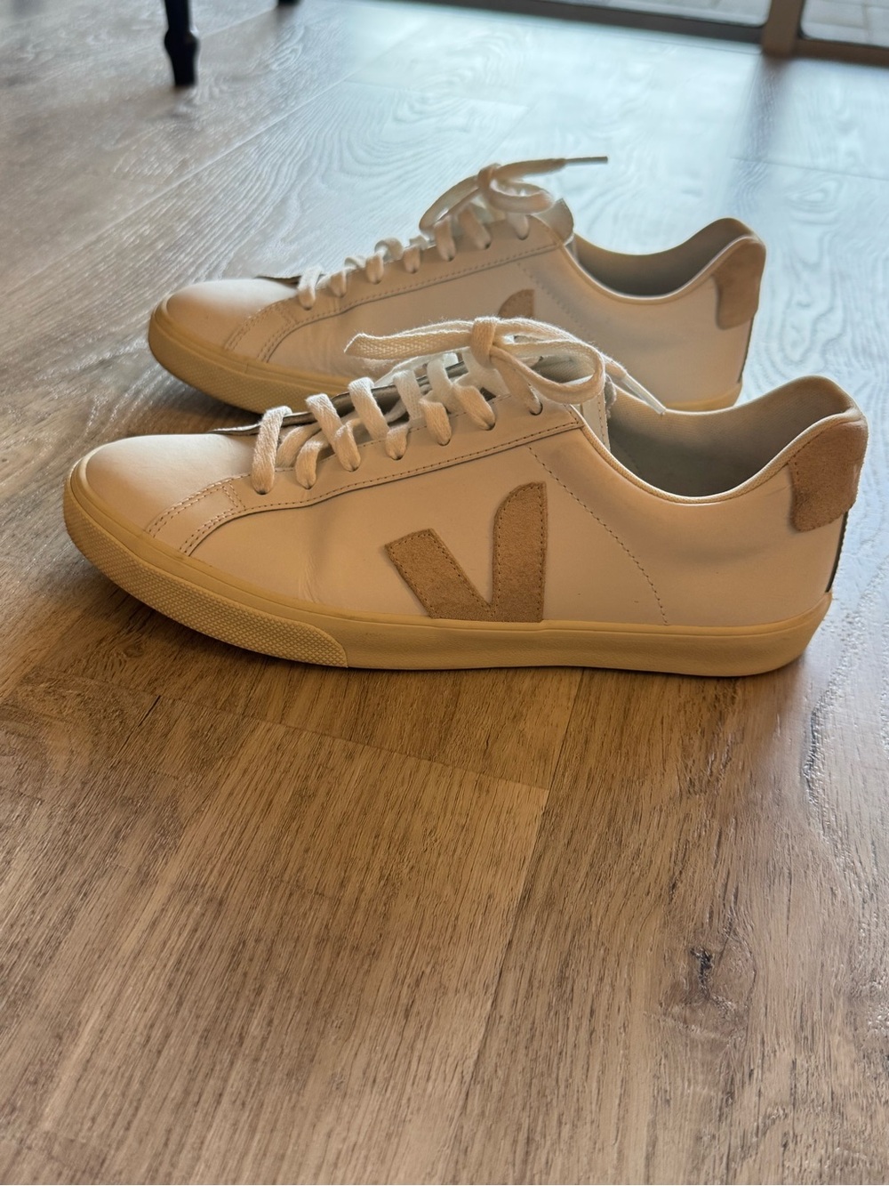 Veja Esplar Sable Extra White / Camel size 10 / 41